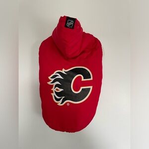 Calgary Flames Dog Jacket - Size Large - NWT